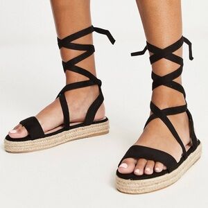 NWT Truffle Collection Black Espadrille sandals Sz 6,5